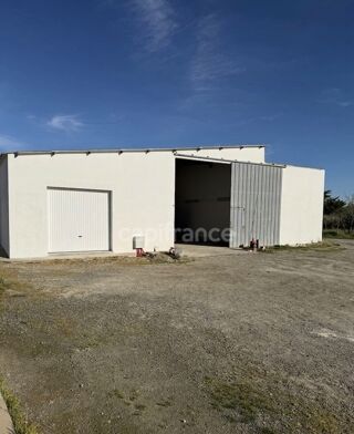  Parking / Garage à vendre 1 pièce 90 m²