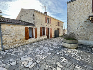  Propriété/château à vendre 14 pièces 315 m²