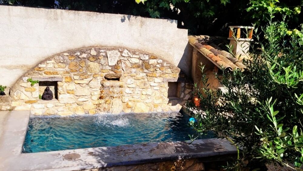 Bastide authentique à vendre 170m² à EGUILLES (13)