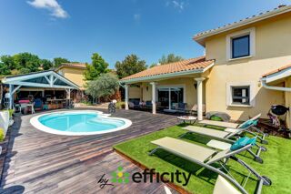  Villa à vendre 6 pièces 183 m²