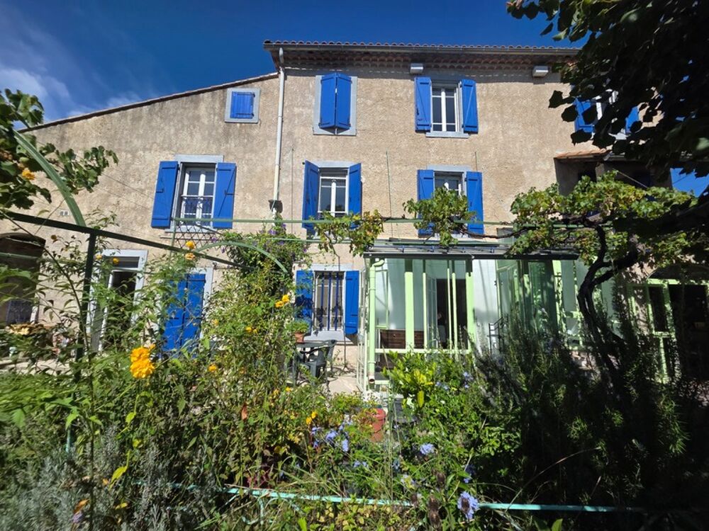 ALES (30)A vendre secteur Chantilly belle maison 5 chambres entierement rénovée d'environ 140m² habitable sur un terrain clos de