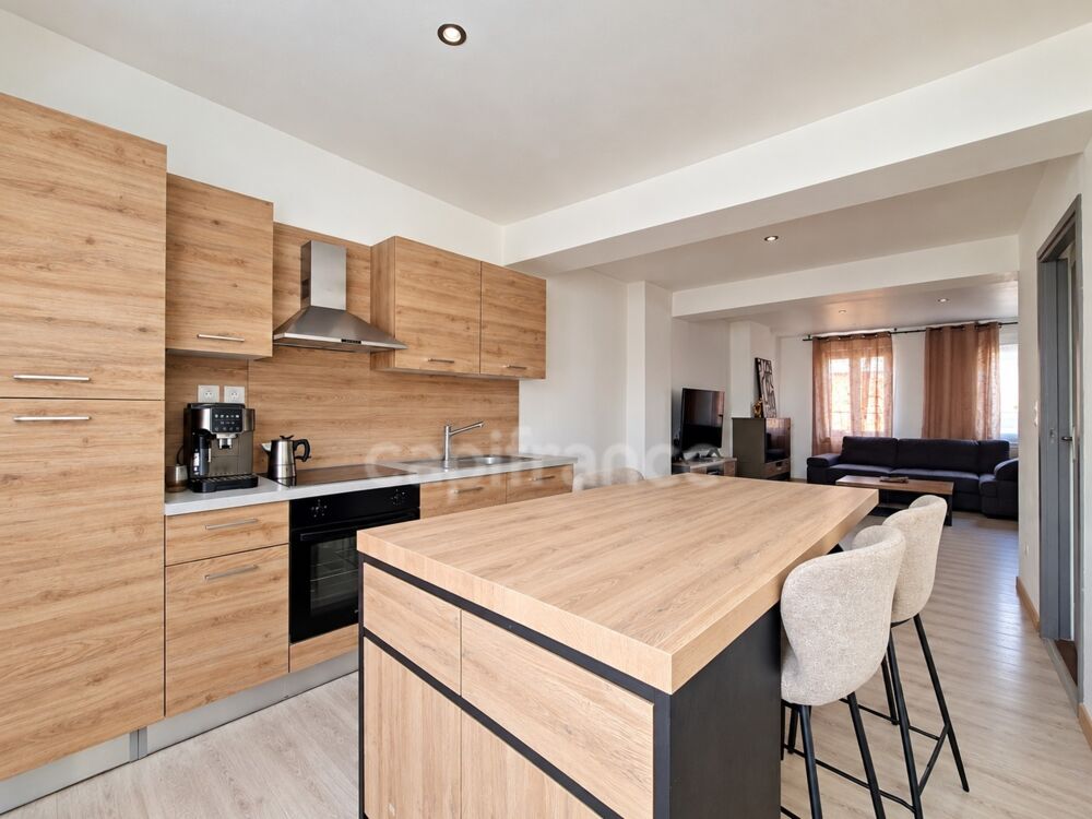 Vente Immeuble HALLUIN CENTRE – IMMEUBLE DE RAPPORT – 3 LOTS LOUÉS – RENTABILITÉ BRUTE DE 7,28 % Halluin
