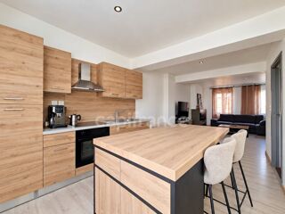  Immeuble à vendre 6 pièces 97 m²