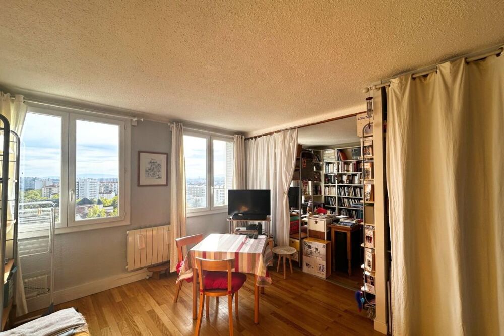 Vente Appartement LYON 3e – AVENUE ROCKEFELLER – T2 DE 53 m² – 7e ÉTAGE – VUE DÉGAGÉE – CALME ET LUMINEUX. CAVE Lyon 3
