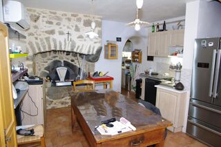  Propriété/château à vendre 8 pièces 216 m²