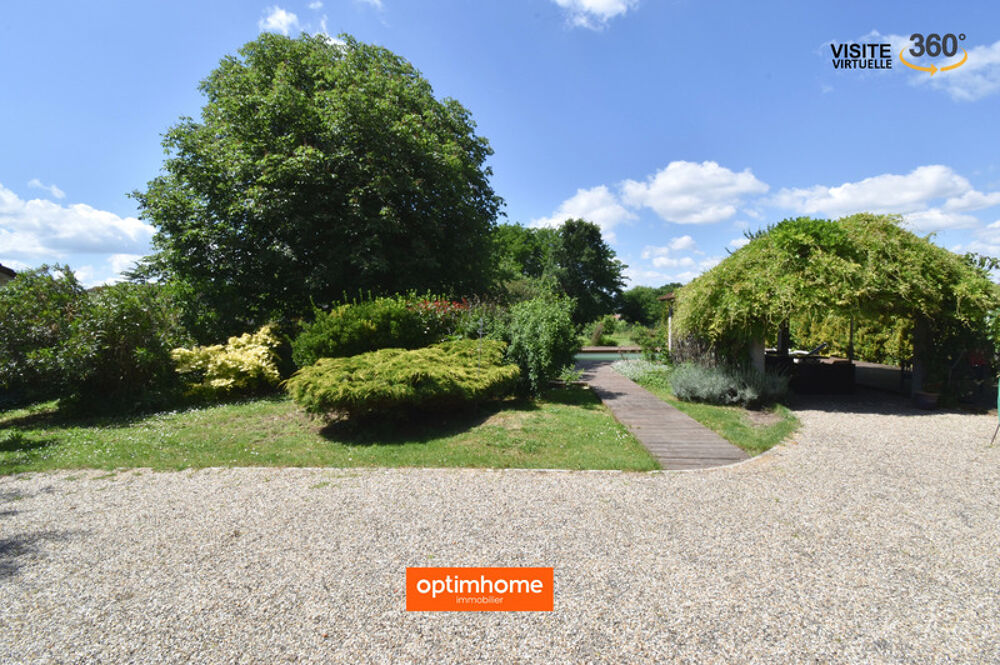 Vente Maison Belle demeure en pierre avec piscine Ambares et lagrave