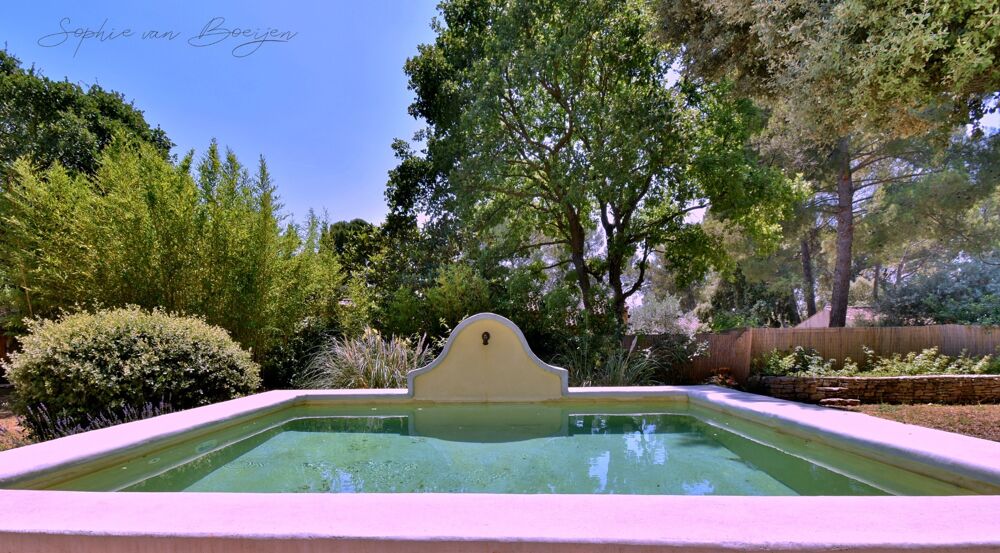 Vente Maison Maison à vendre 10 pièces EGUILLES (13), maison avec dépendances, environ 216 m², sur 3 230 m² avec piscine Eguilles
