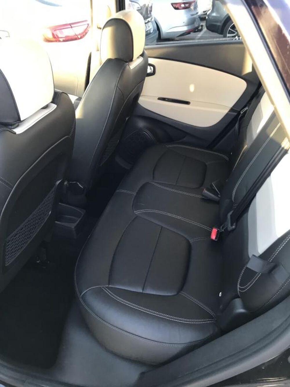 Captur TCE 130 INITIALE PARIS 2019 occasion 38160 Chatte