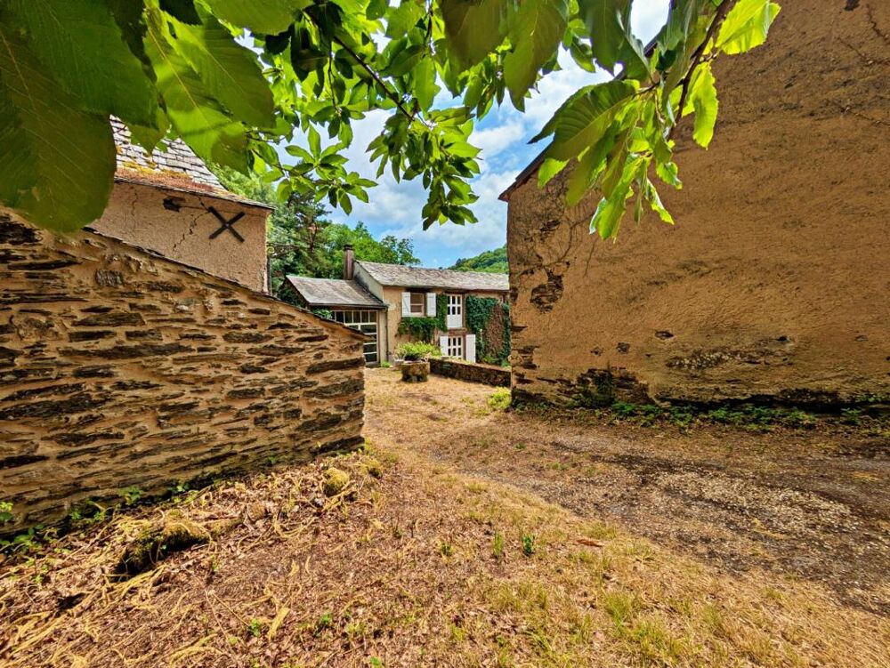 Vente Maison Maison 8 pièces / 158 m² / 265 000 EUR / VABRE Vabre