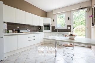  Maison � vendre 10 pi�ces 230 m�