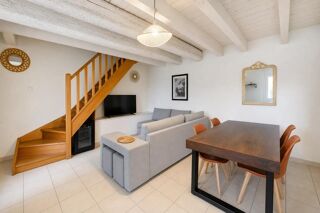  Maison à vendre 15 + pièces 330 m²