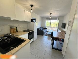  Appartement à louer 2 pièces 32 m²