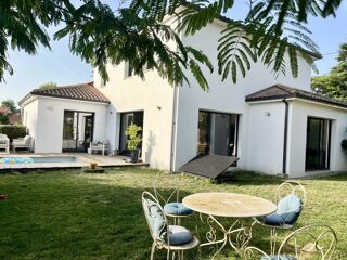  Maison � vendre 10 pi�ces 164 m�