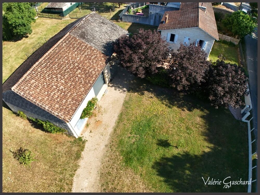 St seurin sur l'isle - Maison 150 m² + hangars sur 3800 m² de terrain