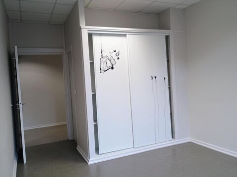   NANTUA -  BUREAU/CABINET 