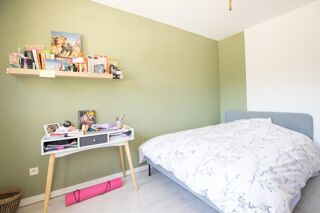  Appartement � vendre 5 pi�ces 77 m�