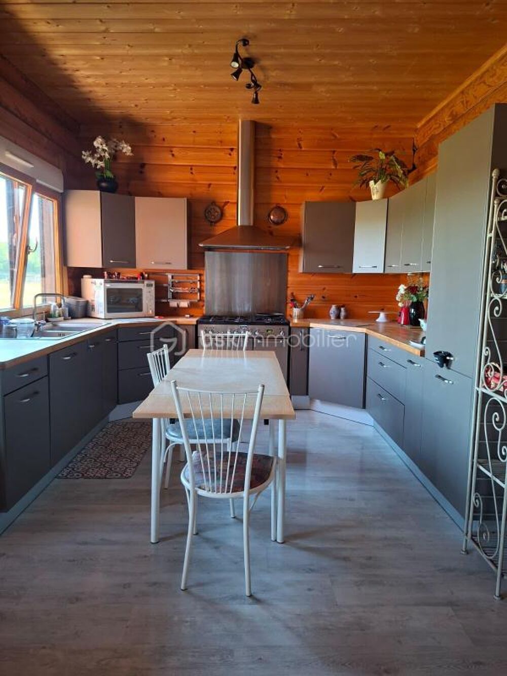 Maison en rondins de bois
