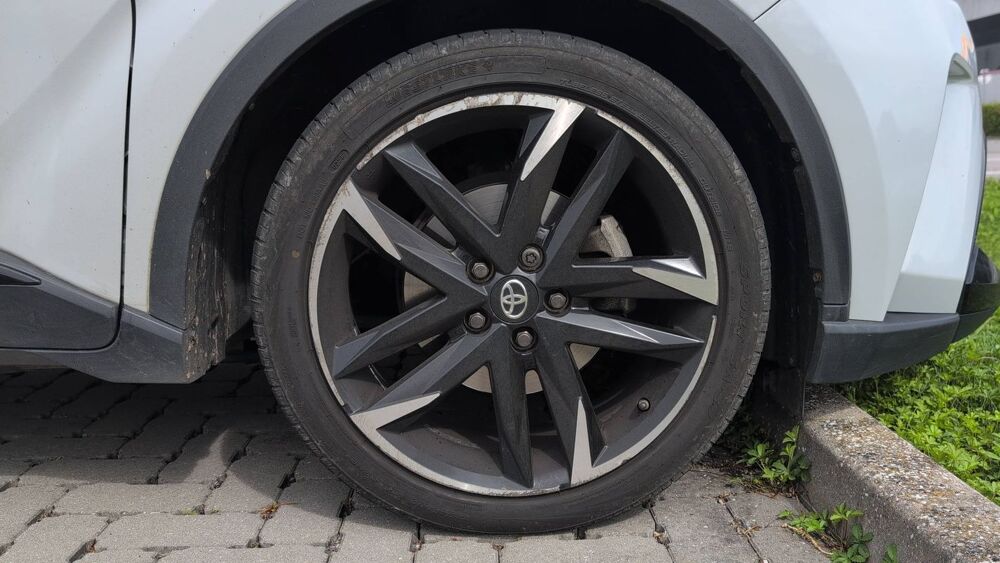 C-HR 2.0 VVT-184 Hybrid CVT GR Sport - Premi&egrave;re main 2022 occasion 59480 La Bassee