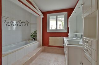  Maison � vendre 8 pi�ces 217 m�