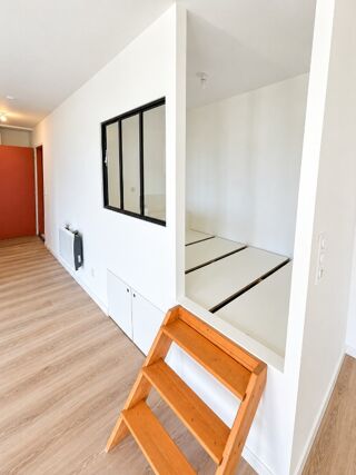  Appartement à louer 1 pièce 39 m²