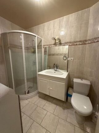  Immeuble à vendre 6 pièces 153 m²