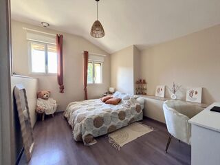  Maison � vendre 8 pi�ces 243 m�