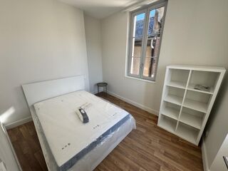  Appartement à louer 2 pièces 31 m²