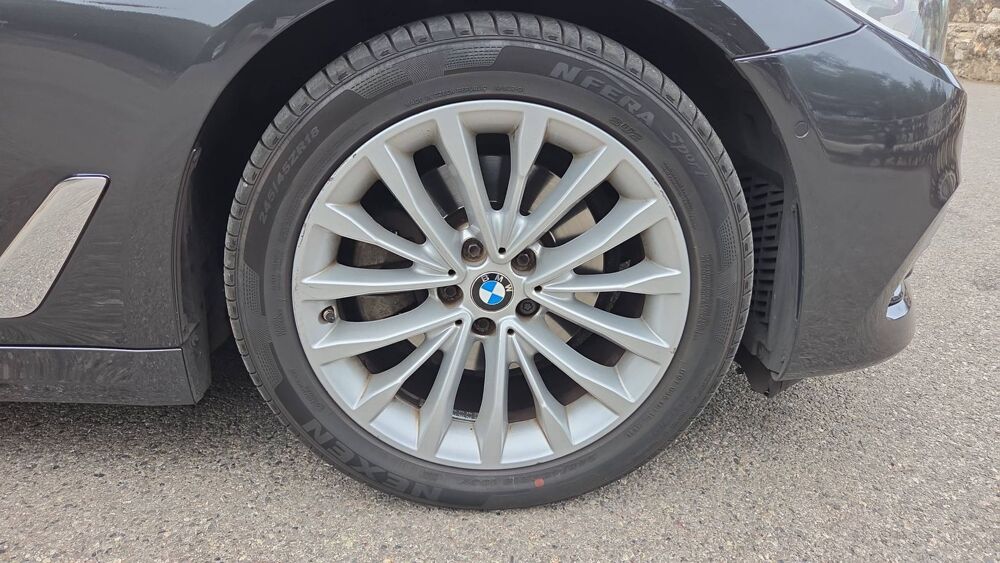 S&eacute;rie 5 518d 150 Steptronic 8 Luxury 2020 occasion 06000 Nice