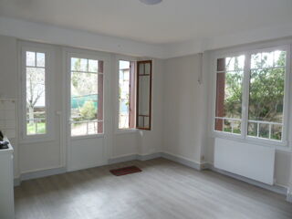  Appartement à louer 2 pièces 28 m²