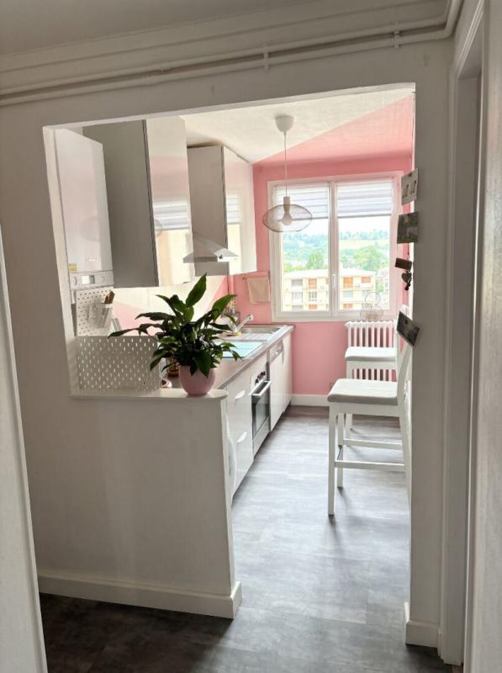 EVREUX - 27000 - APPARTEMENT DE TYPE T3 - RÉSIDENCE SÉCURISÉE - 64 M2 - 133 000 HAI