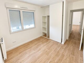  Appartement à louer 3 pièces 61 m²