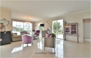  Maison à vendre 9 pièces 216 m²