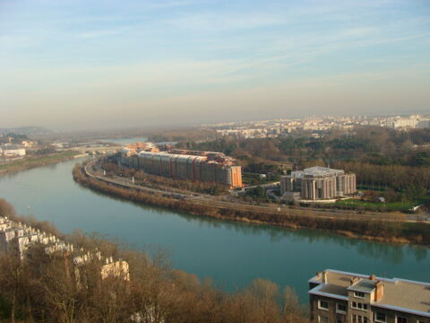  Appartement � louer 3 pi�ces 105 m�