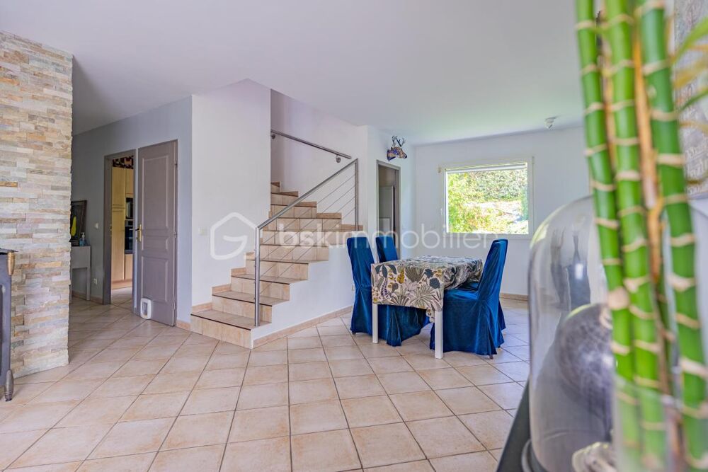 Vente Villa À 5 minutes de la Suisse – Villa de charme avec studio indépendant et vue exceptionnelle Bossey