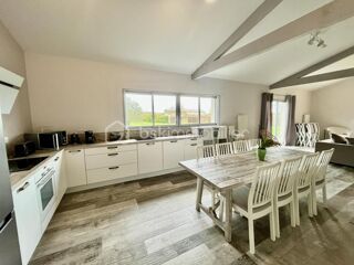  Maison � vendre 9 pi�ces 371 m�