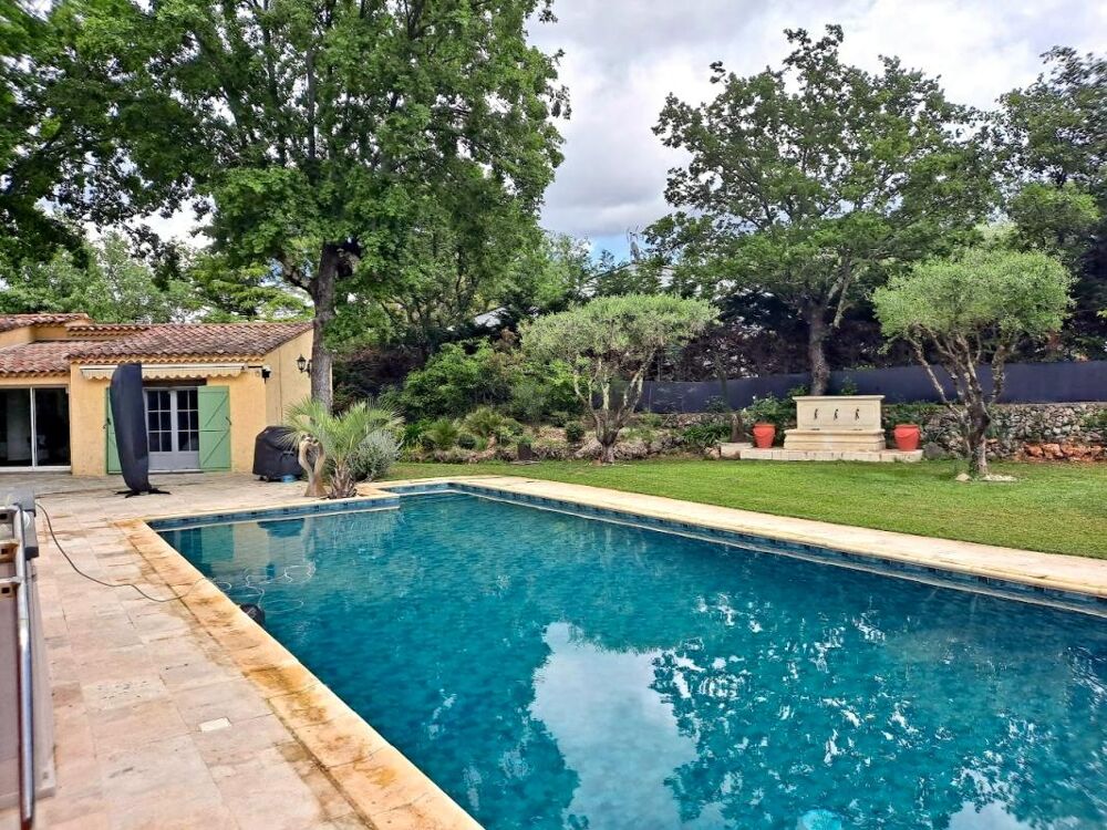 � vendre  Maison Saint-Paul-en-For�t (83440)