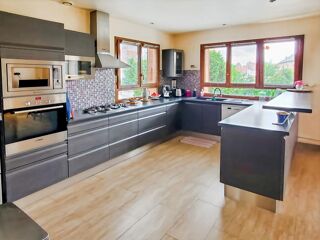  Maison � vendre 7 pi�ces 150 m�