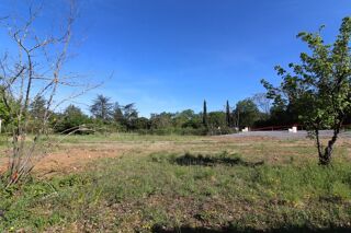  Terrain � vendre 701 m�