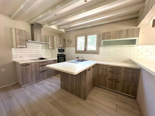  Maison � vendre 8 pi�ces 240 m�