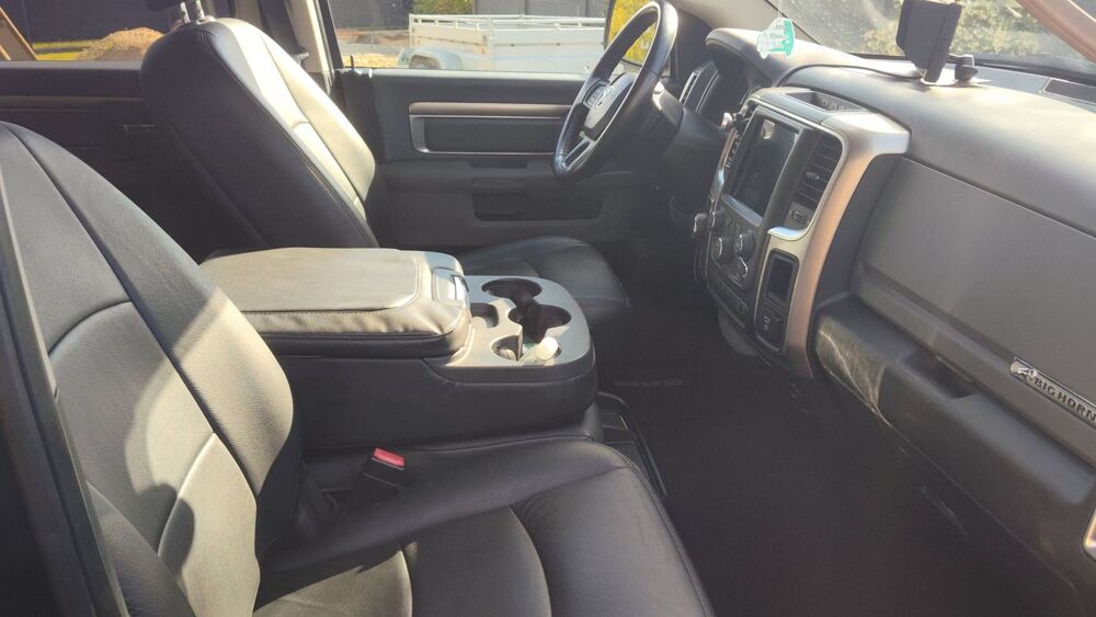 RAM 1500 5.7 V8 HEMI 400 4X2 BVA9 Extra Long Base - Automatique 2018 occasion 22400 Lamballe Armor