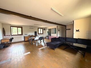  Proprit/chteau  vendre 4 pices 137 m