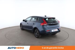 V40 2.0 D2 Momentum Business Geartronic 6 120 ch 2016 occasion 92130 Issy-les-Moulineaux
