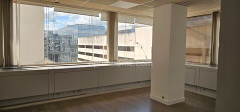 Bureau de 25 m2 &agrave; louer &agrave; Cergy Pr&eacute;fecture 473 95000 Cergy