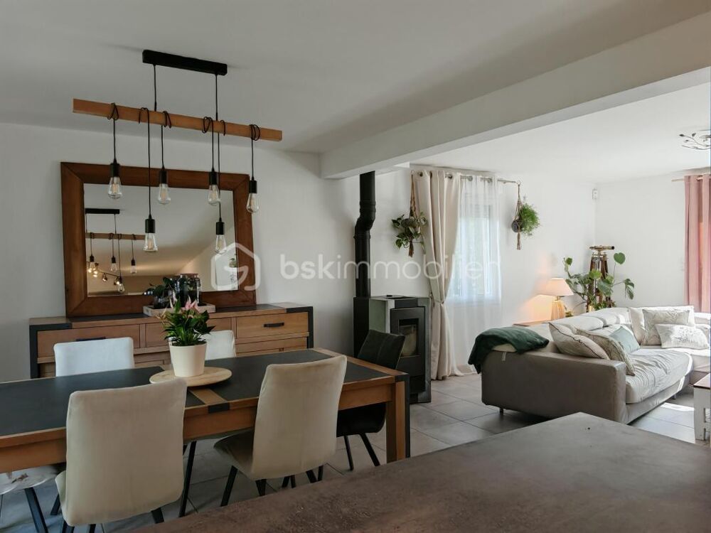 Vente Maison Maison familiale de 2012 - 4 chambres - Terrain de plus de 1000m2 - Secteur La Rouchouze Langeais
