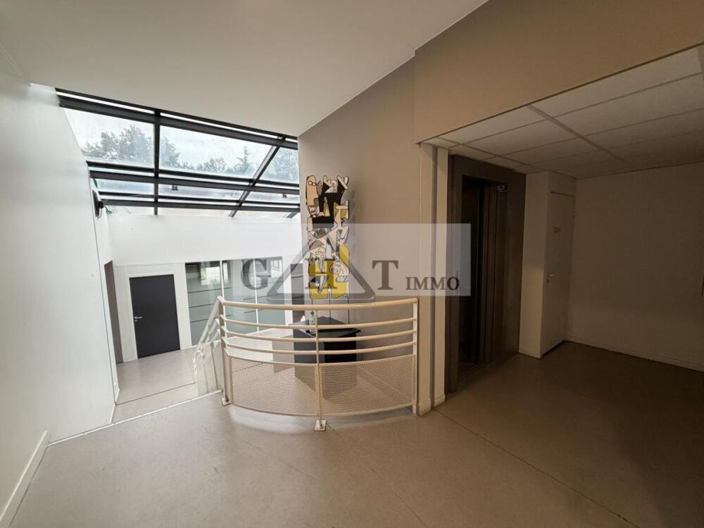   BUREAUX 311M2 A LOUER EVRY-COURCOURONNES 