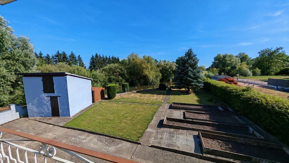 Maison 7 pièces - 4 chambres - Sous sol - Terrain 8.5 ares