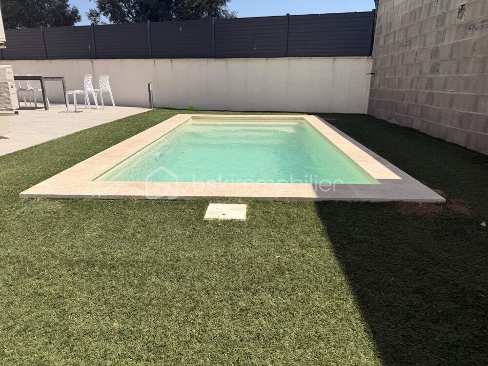 Poussan - Villa 141 M2 avec suite parentale, piscine et beaux volumes