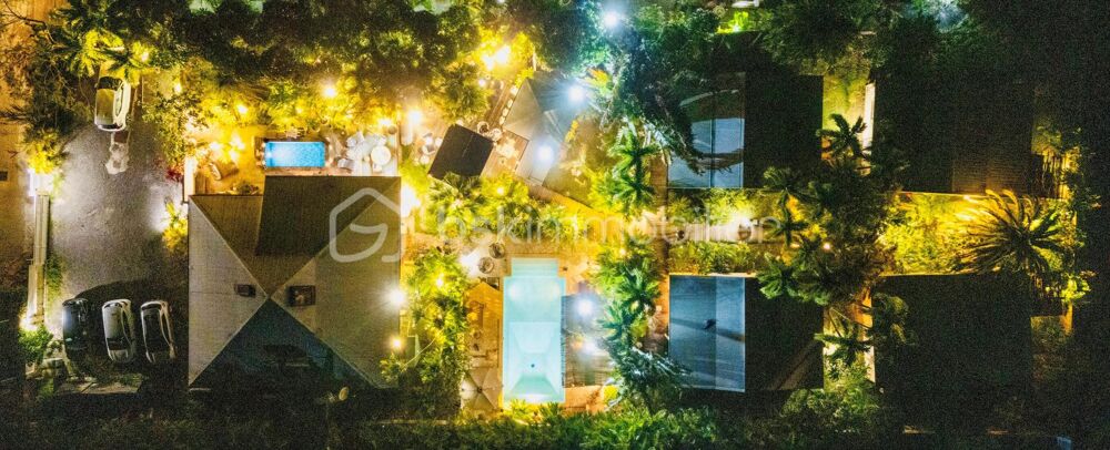 � vendre  Propri�t�/ch�teau Sainte-Anne (97180)