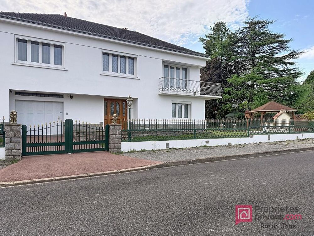 Vente Maison Maison Sautron 8 pièce(s) 172 m2 Sautron