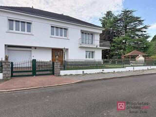 Vente Maison Maison Sautron 8 pièce(s) 172 m2 Sautron